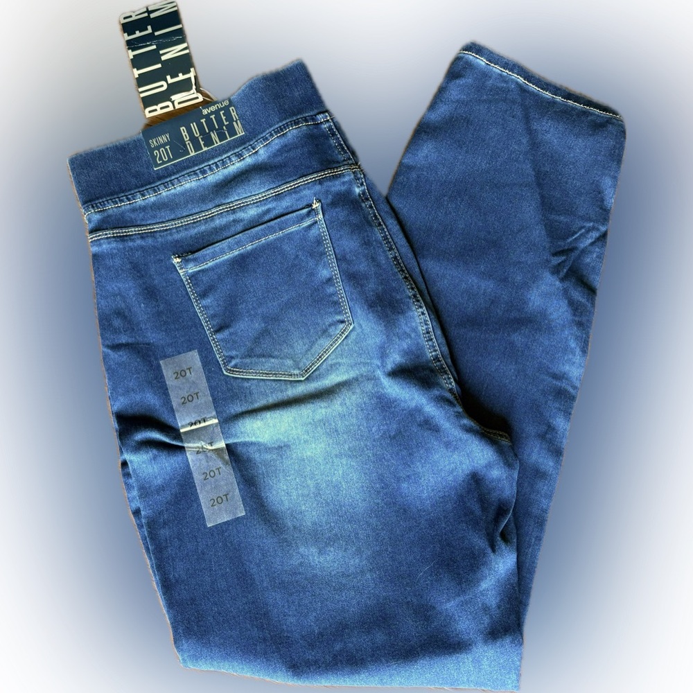 NWT Avenue Skinny Butter Denim Jeggings Size 20T